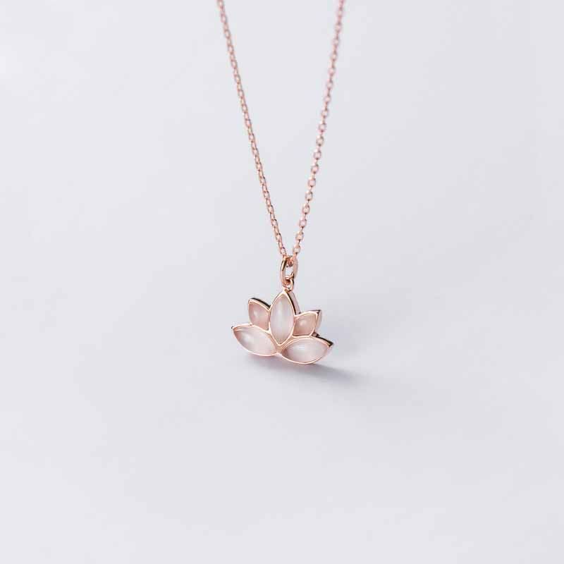 Conjunto Colar Ouro Rose mais Pingente Flor de Lotus de Quartzo