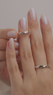 Aliança de Prata com Filete de Ouro Estrela Cadente