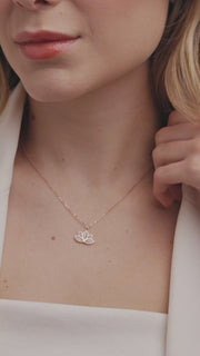 Colar Ouro Rose mais Pingente Flor de Lotus de Quartzo